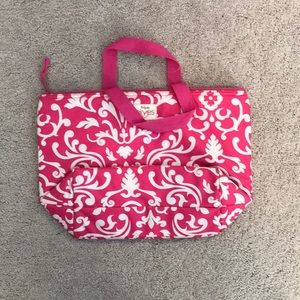 Pink thirty-one lunch box